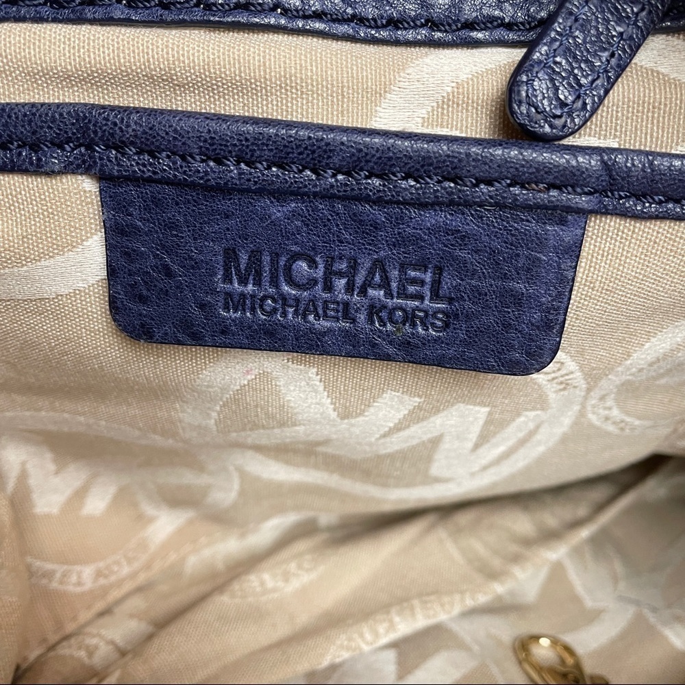 Michael Kors Y2K “Astor" studded blue distressed moto leather handbag - Picture 13 of 14